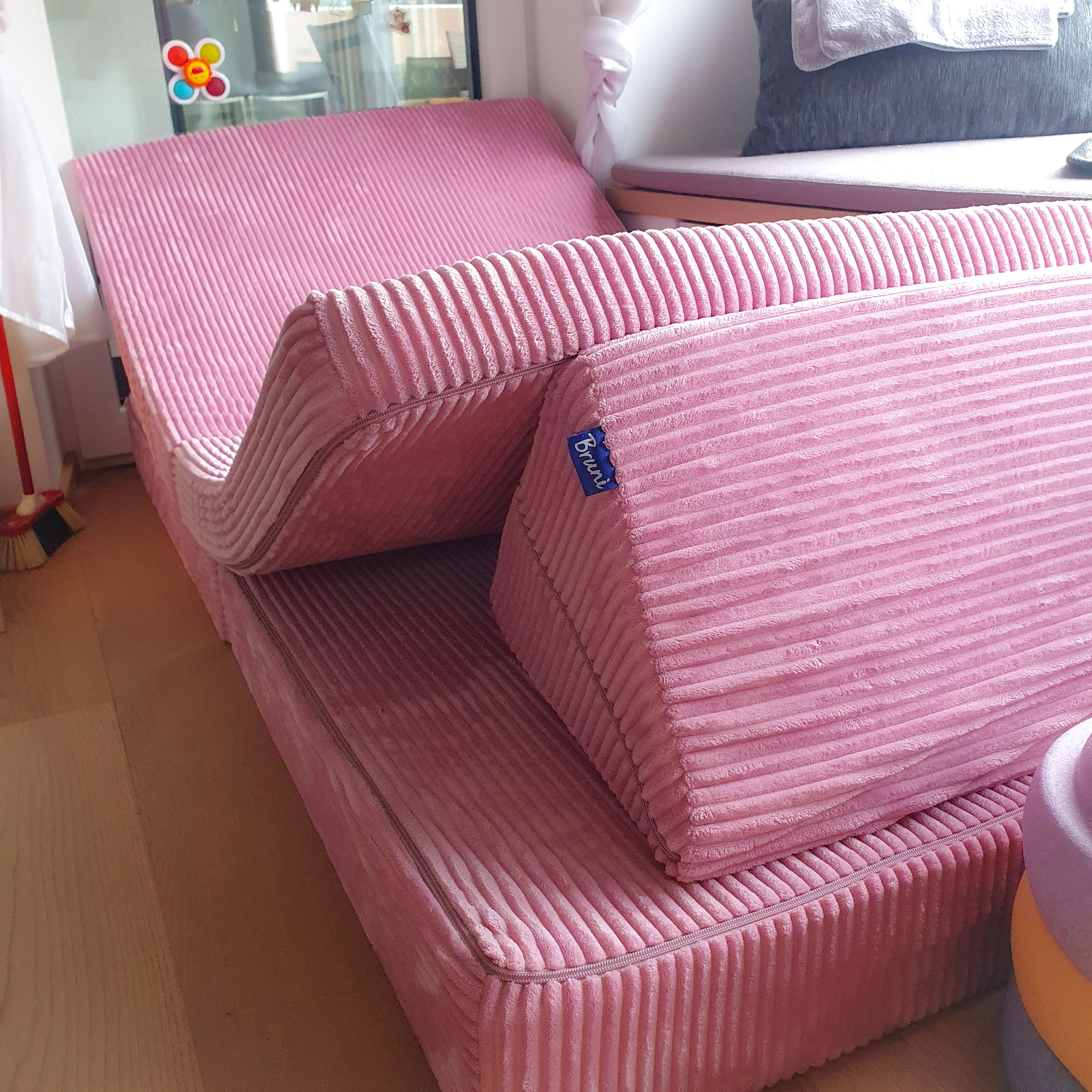 Bruni Spielsofa in Pink – XXL-Sofa fürs Kinderzimmer