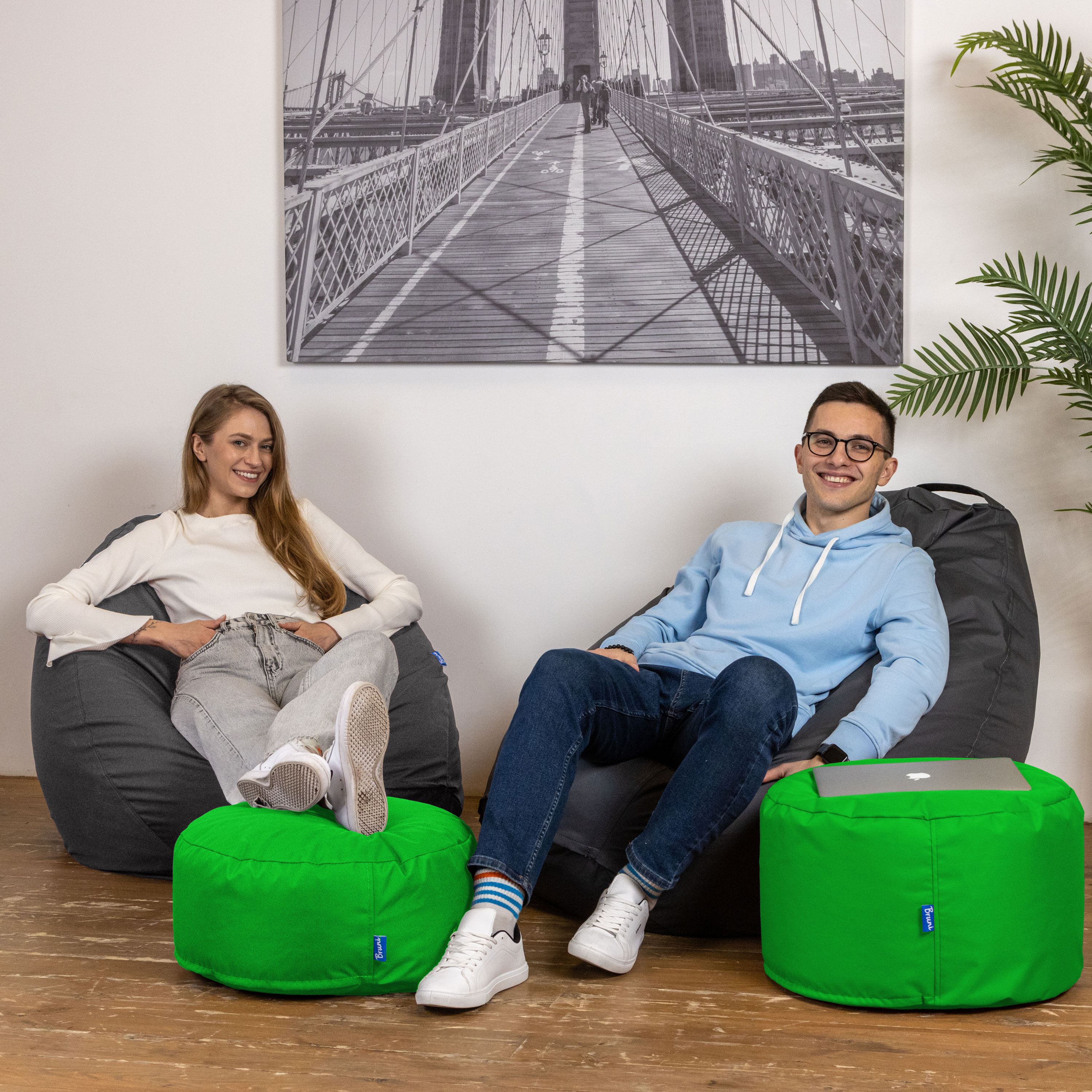 Bruni Pouf Fuß- und Sitzhocker L in Grün - Indoor- und Outdoor-Sitzpouf, in Deutschland gefertigt
